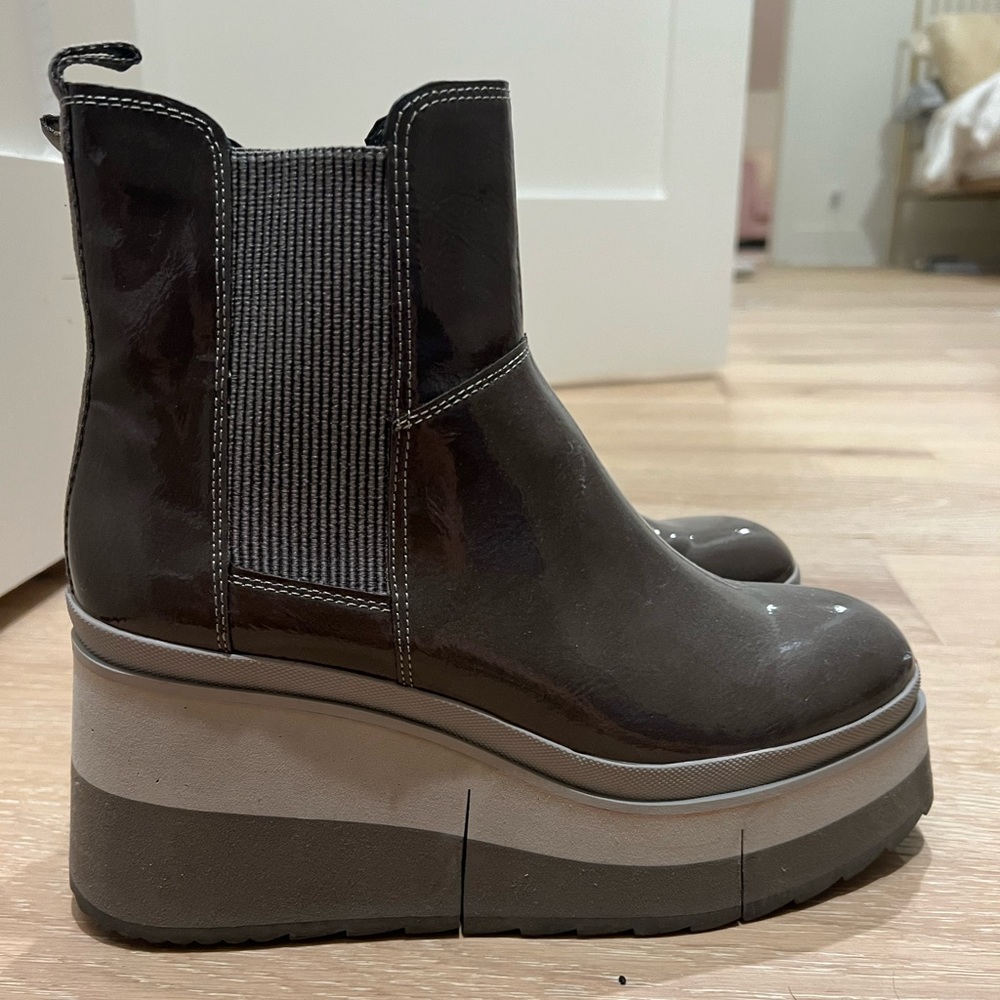 Women’s boots